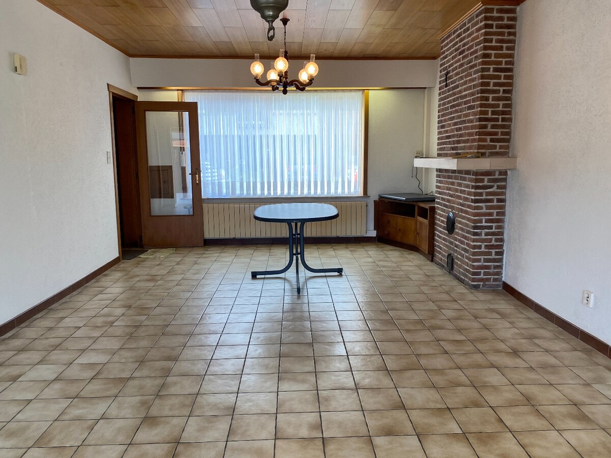 Centraal gelegen woning met 4 slaapkamers te Ieper 