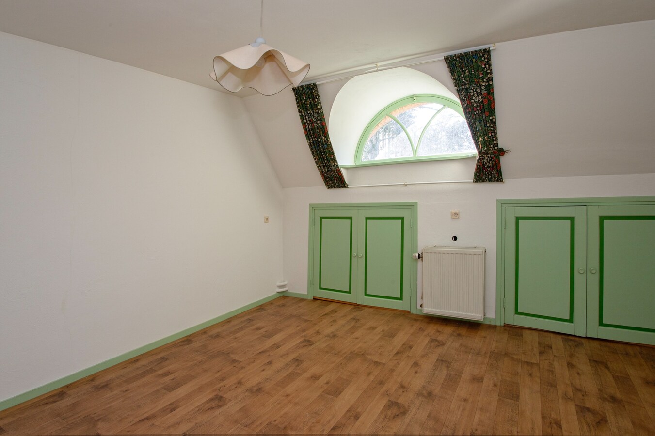 Imposante herenboerderij gelegen in het hart van Hoogeloon. 