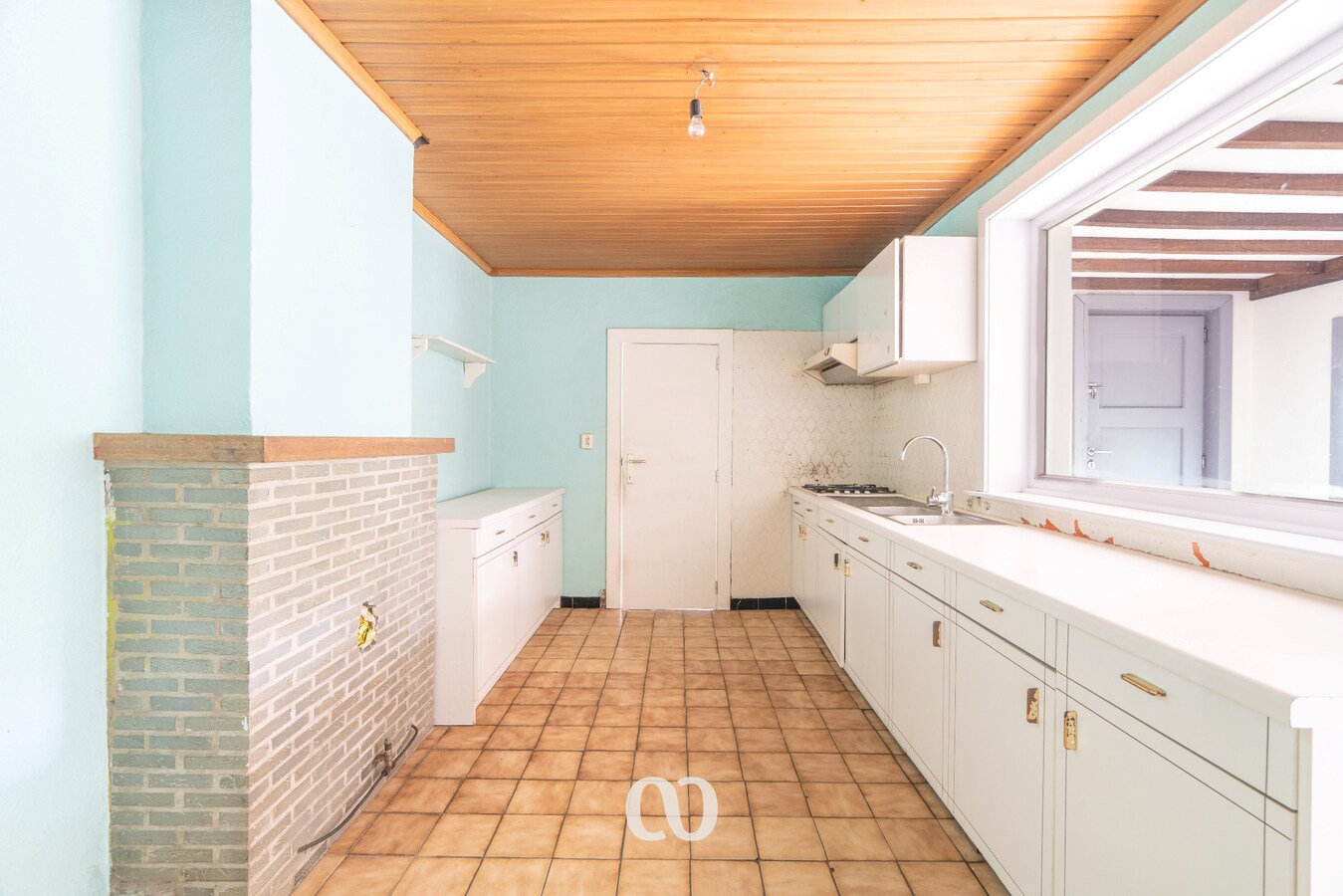 Te renoveren woning met uitstekende verbinding nabij Gent 