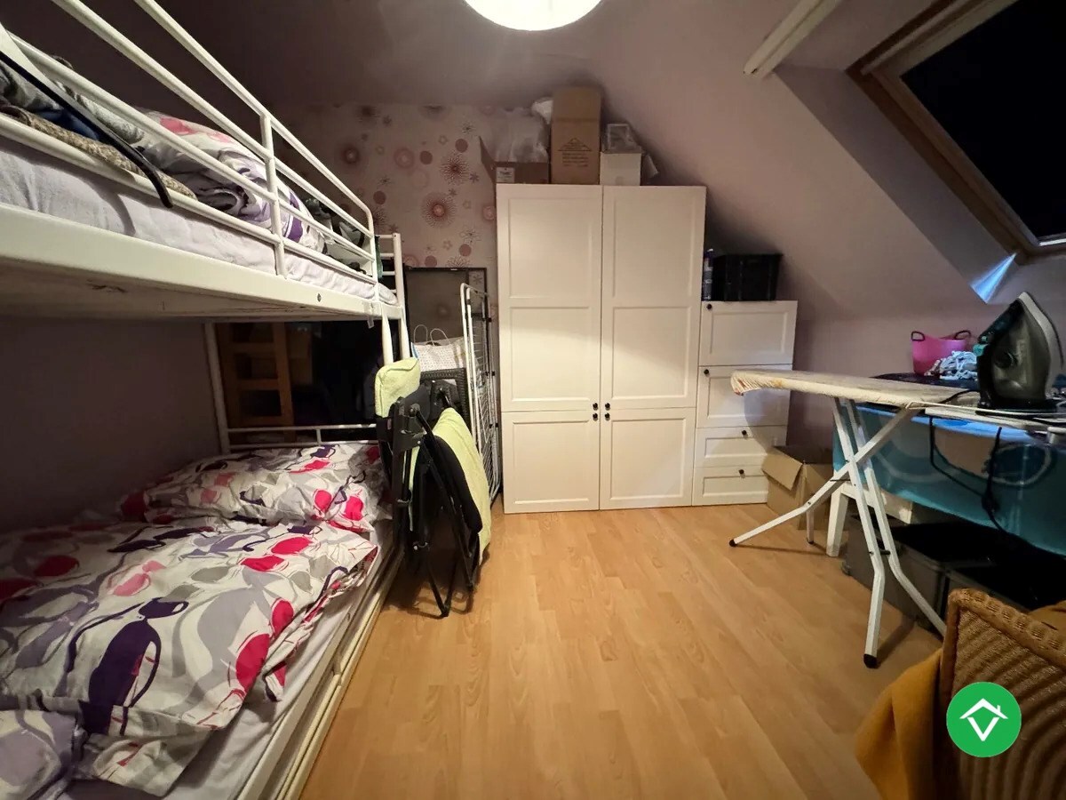 Appartement met 3 slaapkamers ruim terras en garage te Koekelare 