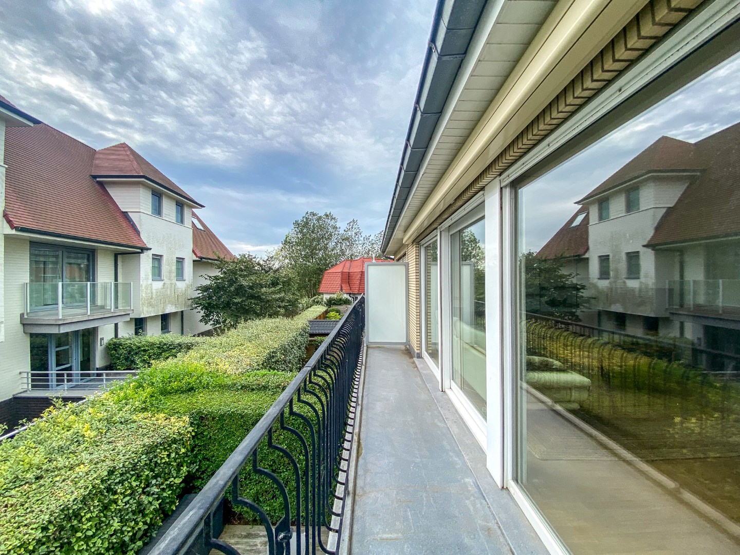 Lichtrijk 2-slaapkamerappartement 109m² te Koksijde op 250m van het strand. 