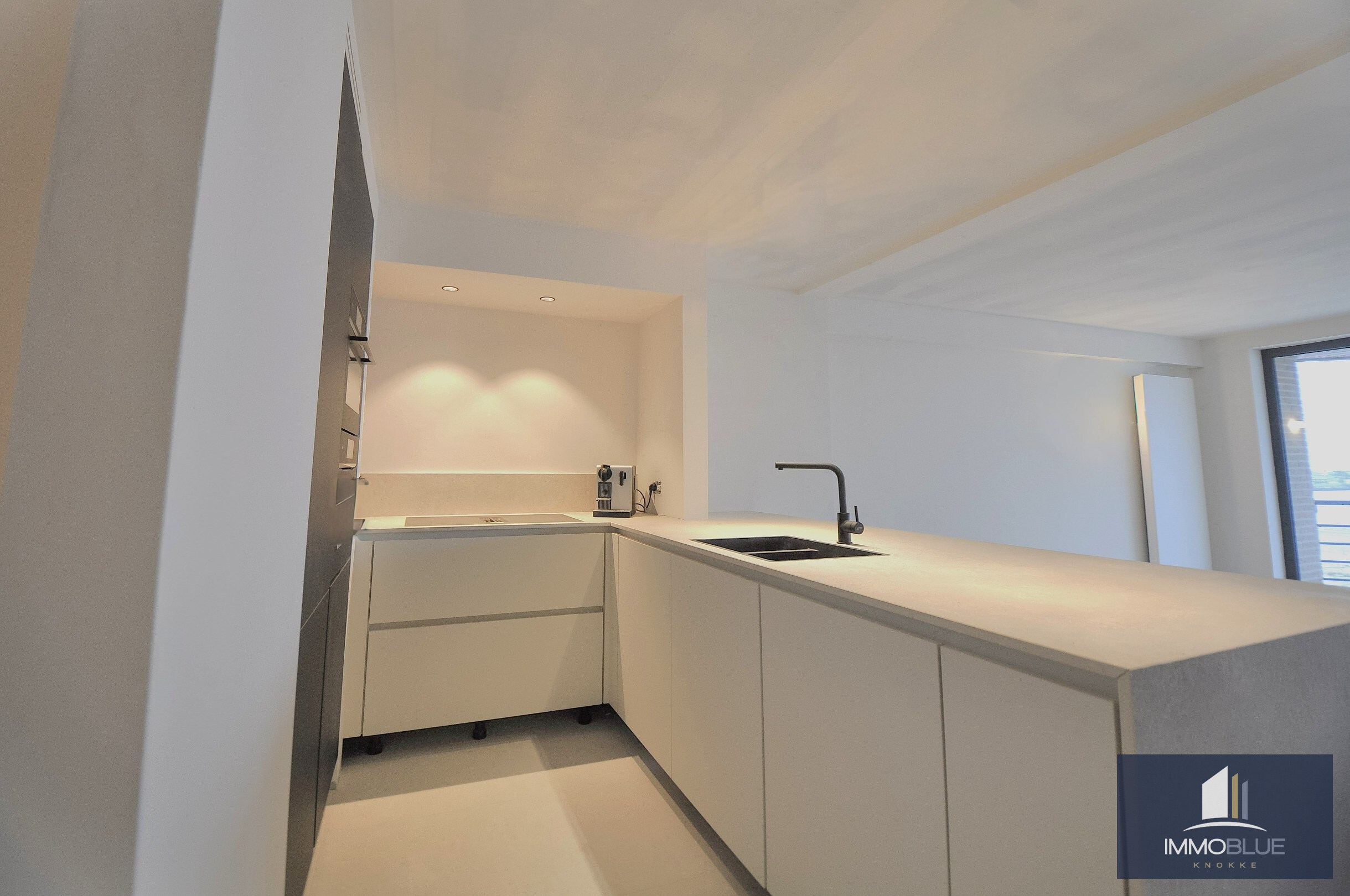 Appartement de luxe avec vue sur mer et finitions haut de gamme. 