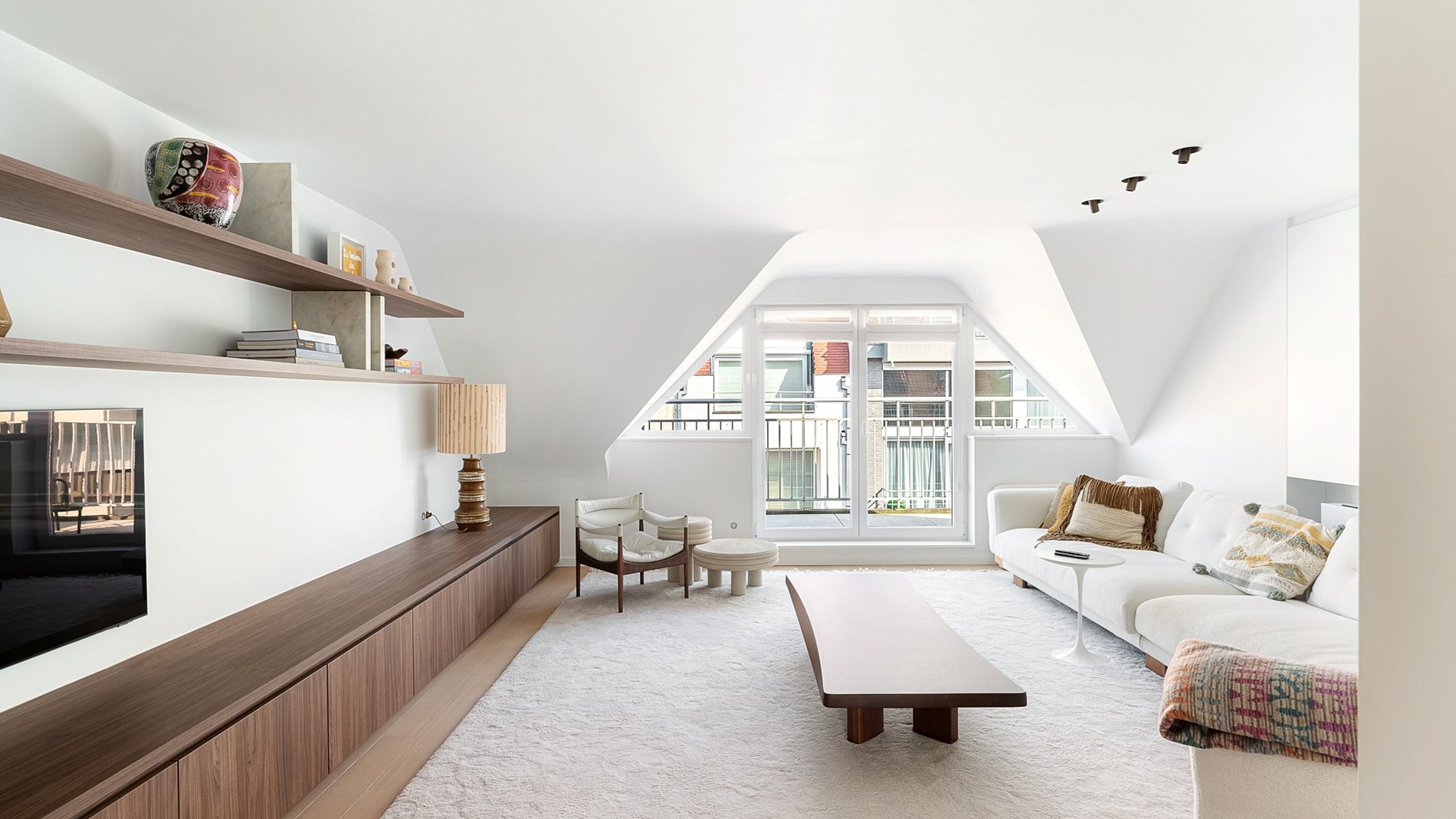 Magnifique appartement duplex rénové avec 3 chambres à vendre à Knokke 