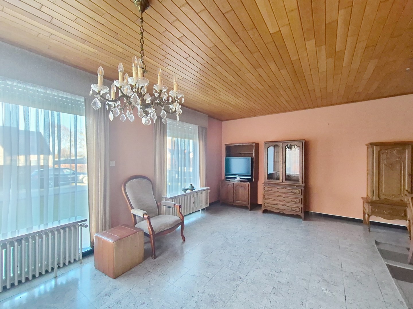 Halfopen woning met 4 slpk 