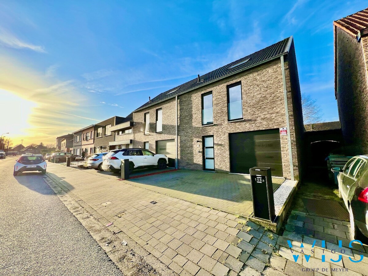 Instapklaar &amp; energiezuinig woonhuis te Zelzate ! 