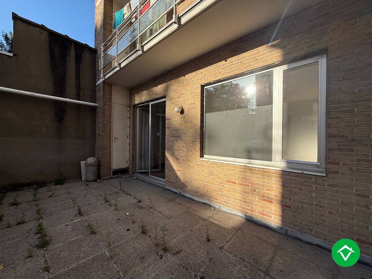 Gelijkvloers appartement met 2 slaapkamers in het centrum van Roeselare 