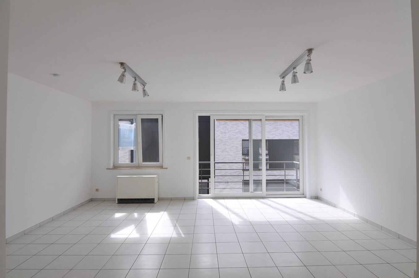 Instapklaar 1-slaapkamerappartement in hartje Avelgem 