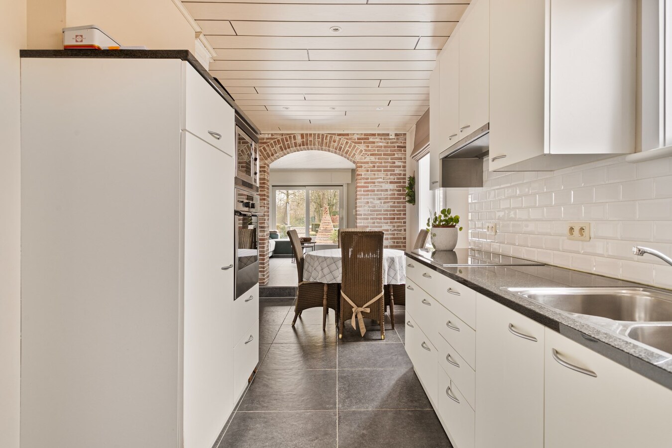 Gerenoveerde woning in het centrum van Moregem 