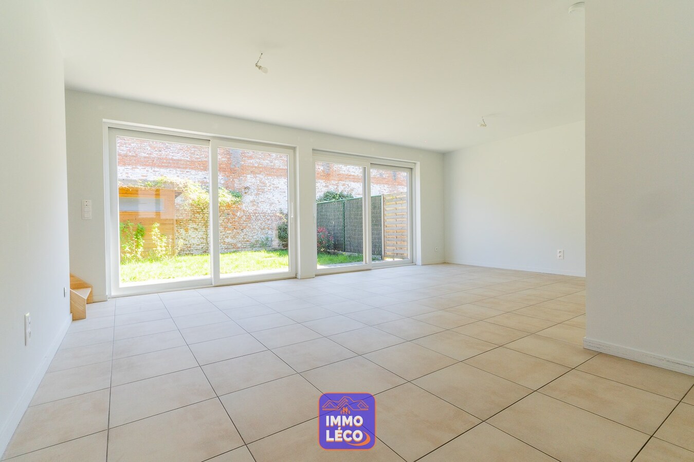 Construction récente avec jardin et parking privatif sécurisé, CENTRE-VILLE ! 