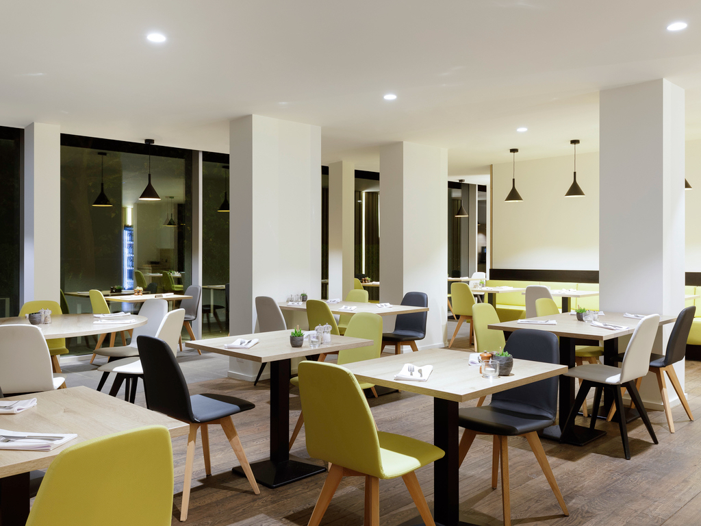 Investeer in een ruime hotelkamer in het ibis Styles Kortrijk hotel! 