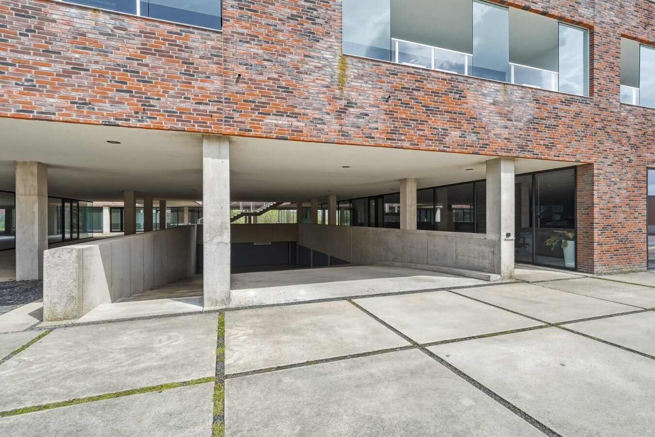Te koop parkeerplaats - Oostende