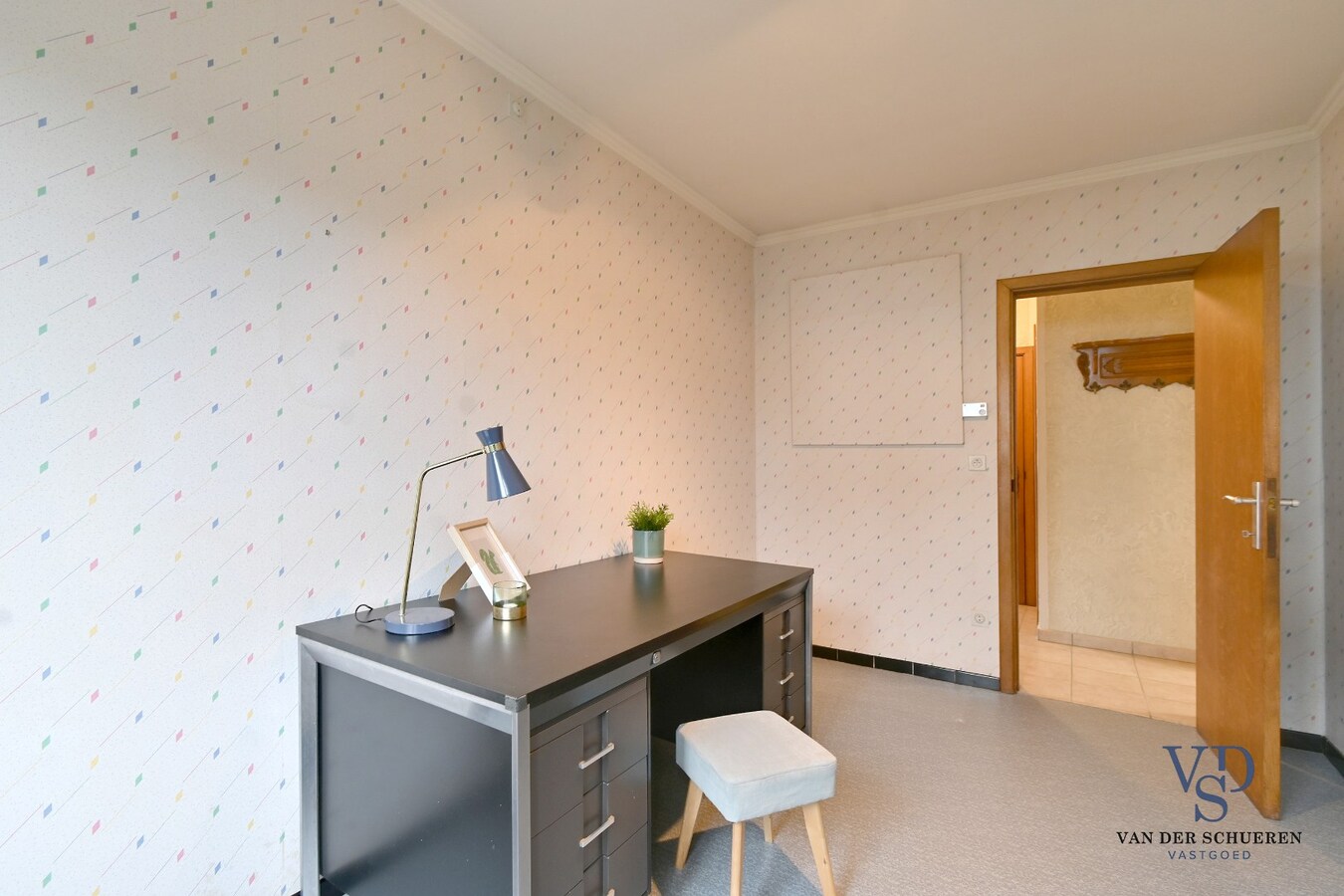 Bungalowwoning met afzonderlijke loods 