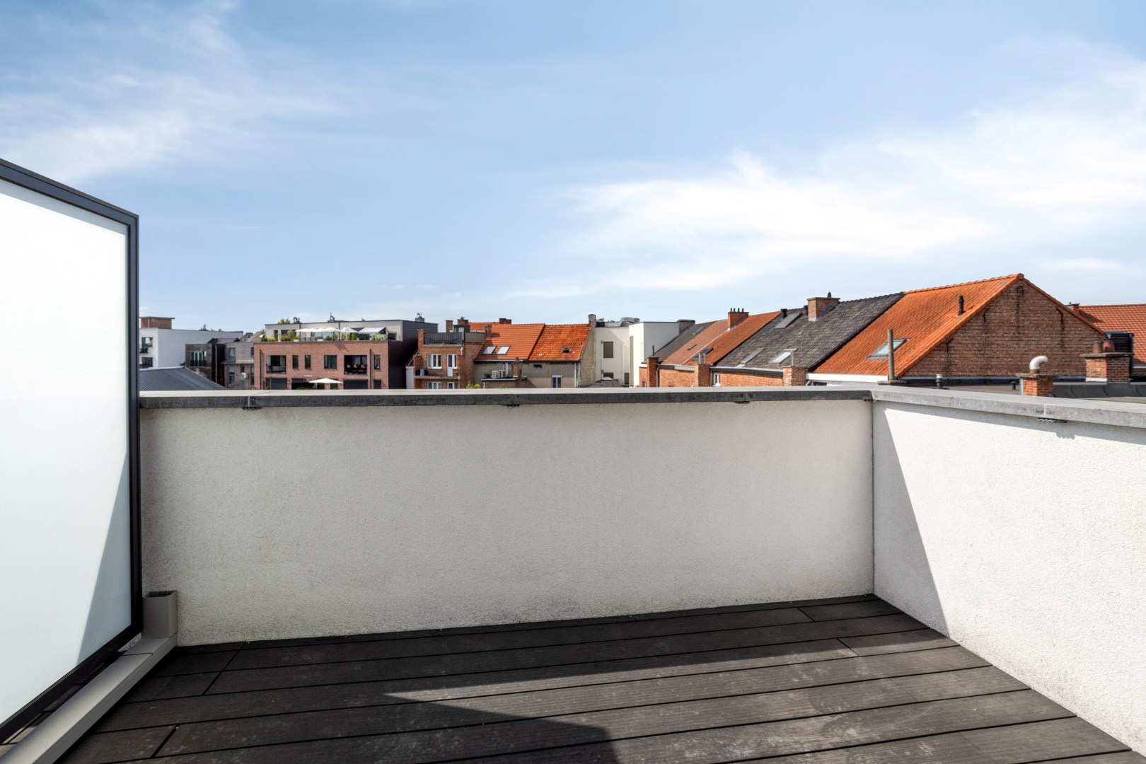 Instapklare woning met 4 slaapkamers, aangename leefruimte met staanplaats - EPC 89Kw/m² 