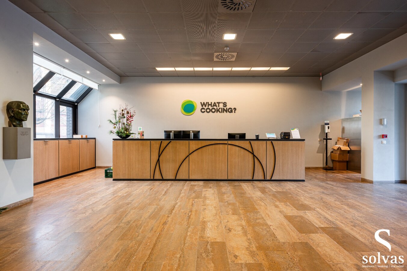 Uniek kantoorgebouw (2131m²) aan de N9! 