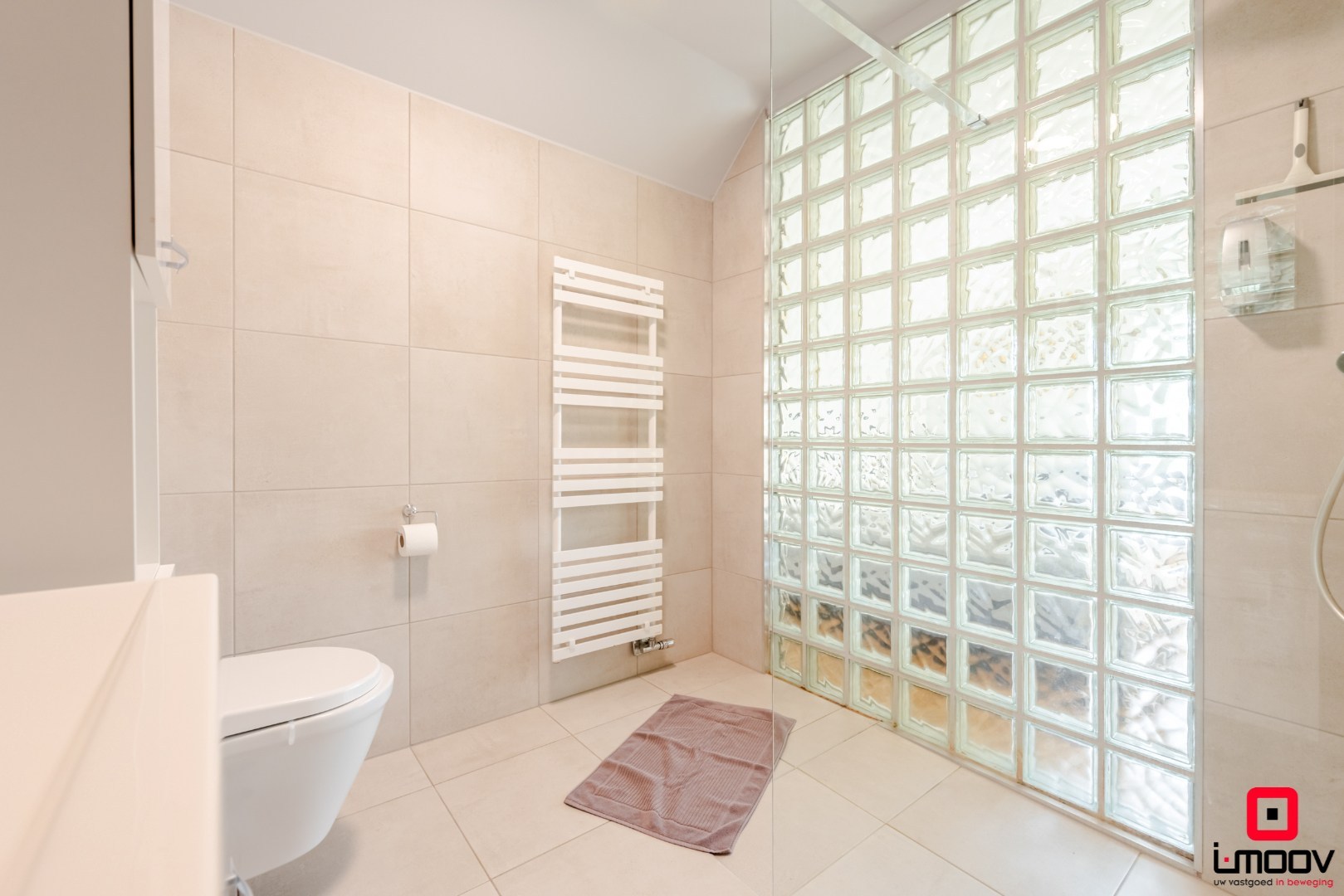 Energiezuinige villa met exclusieve wellness en polyvalent bijgebouw in Oostende 