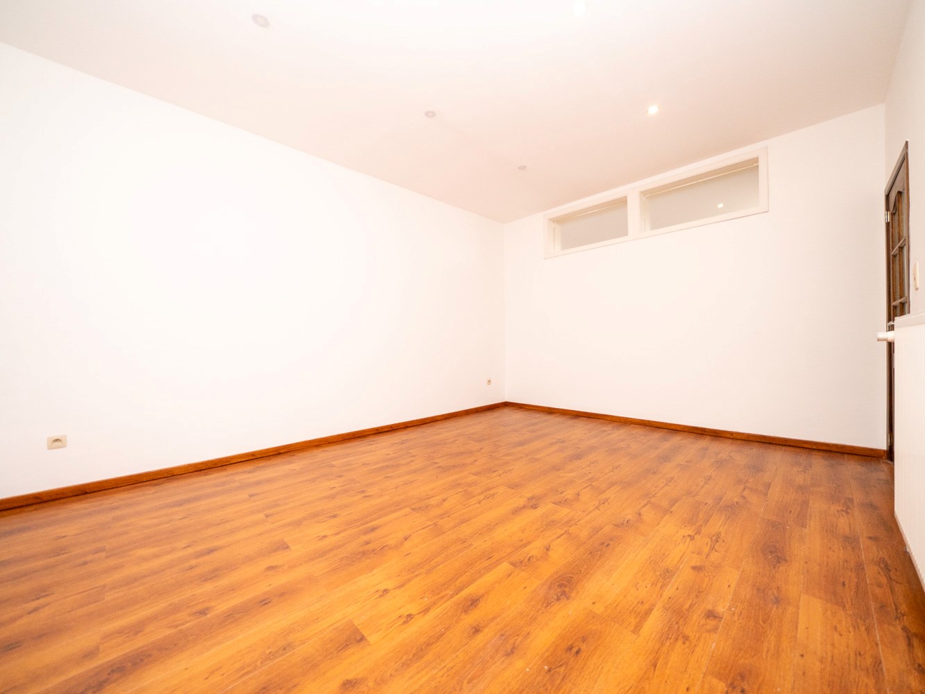 Ruim appartement met 2 slaapkamers en balkon 