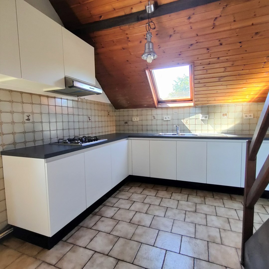 Recent opgefrist appartement met 2 slaapkamers te Geel 