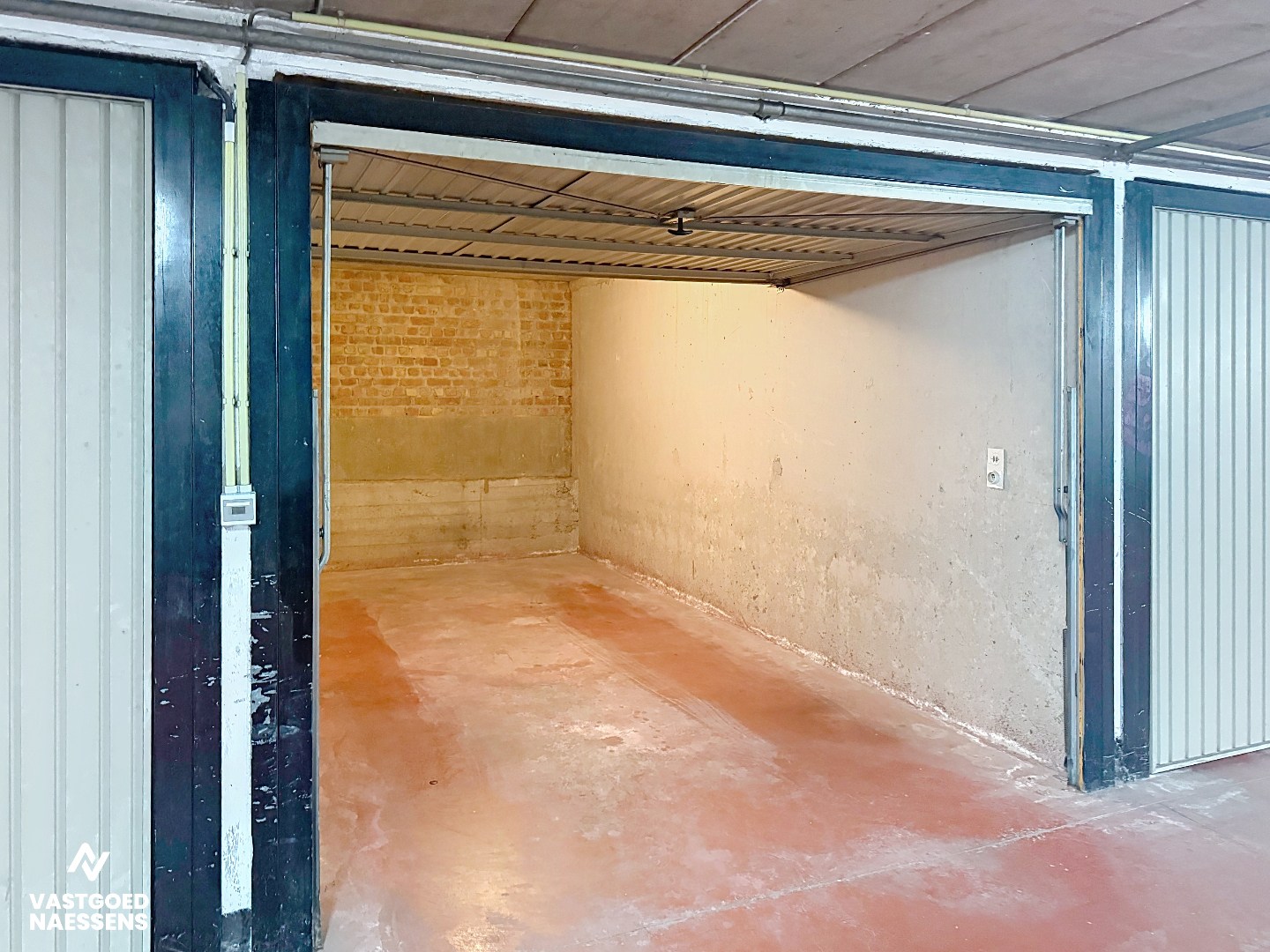 GARAGEBOX VLAKBIJ ZEEDIJK 