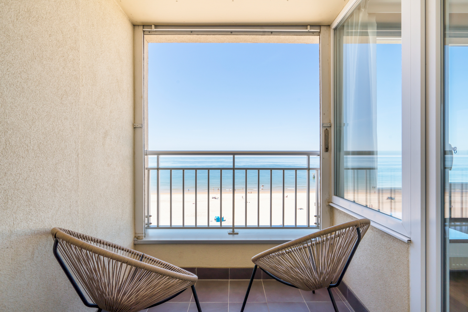 APPARTEMENT DE VACANCES  - VUE FRONTALE SUR MER (LOC. SAISONNIERE) 