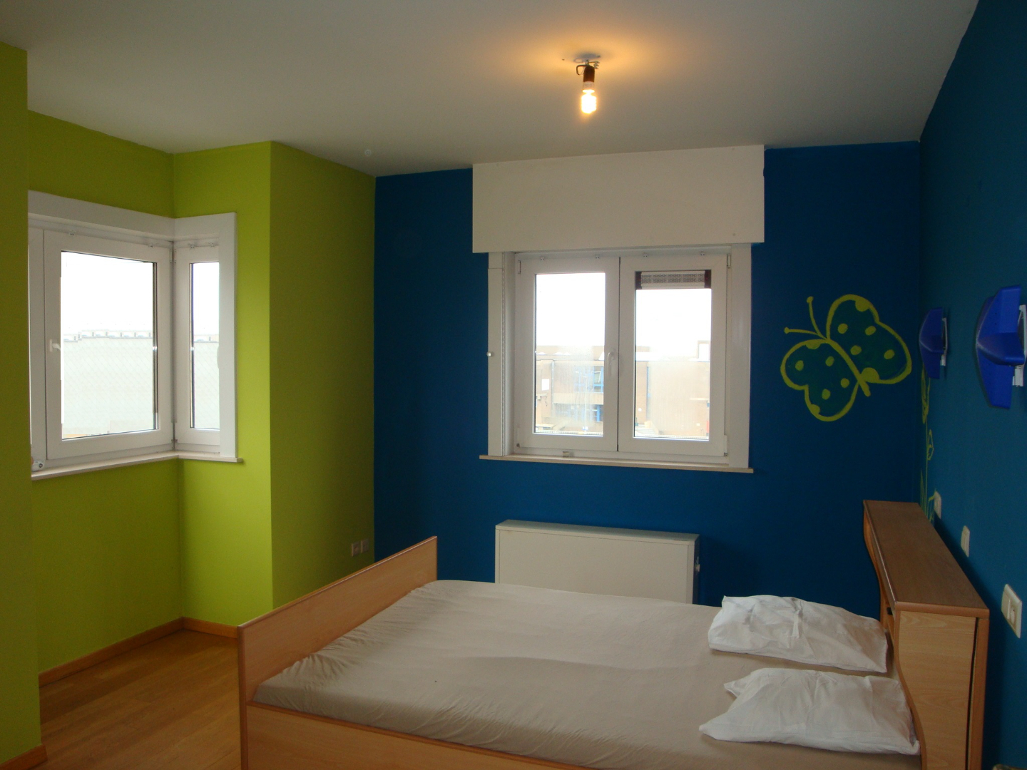 2 slaapkamer appartement met zicht op jachthaven. 