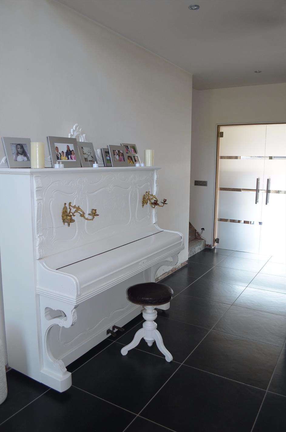 Moderne villa op 728m² met 4 slpks te Maldegem 