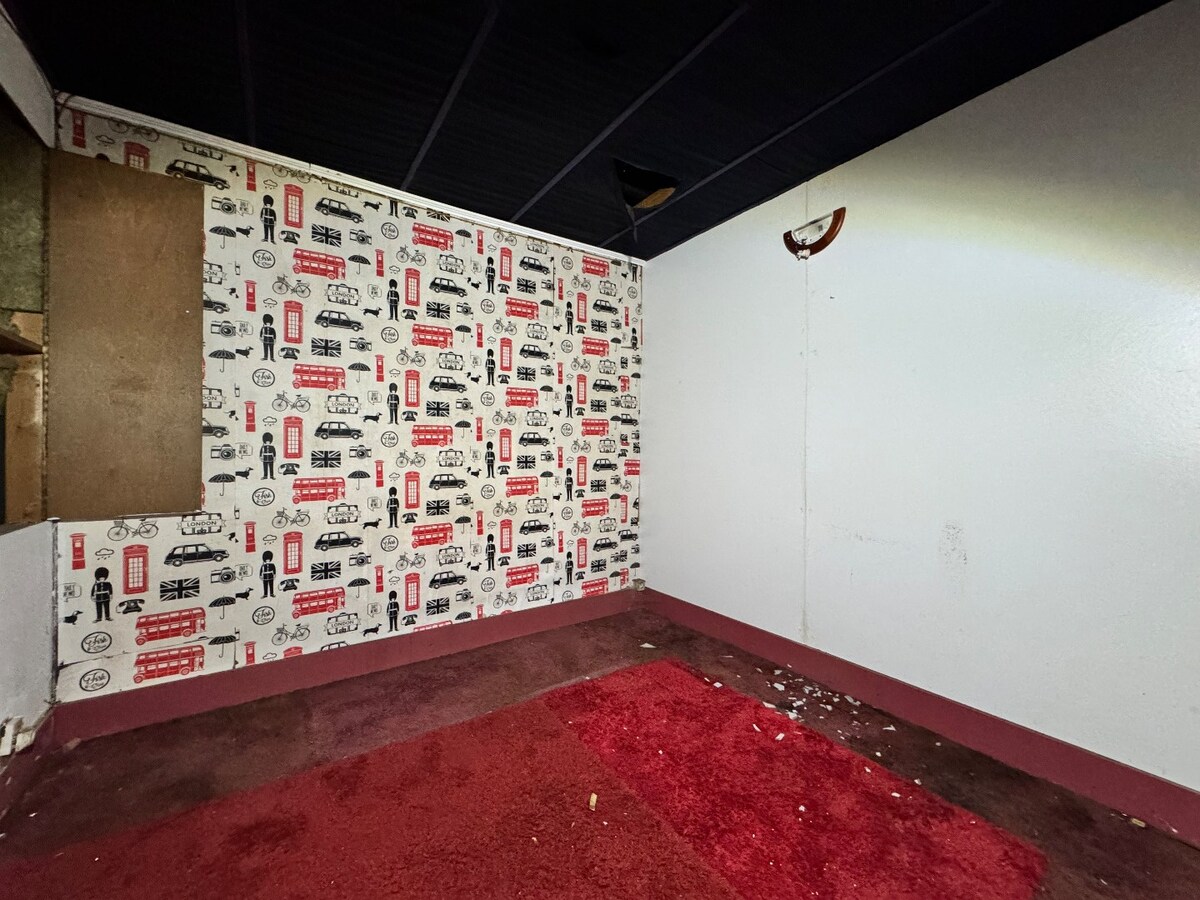 Te renoveren handelshuis te Eernegem 