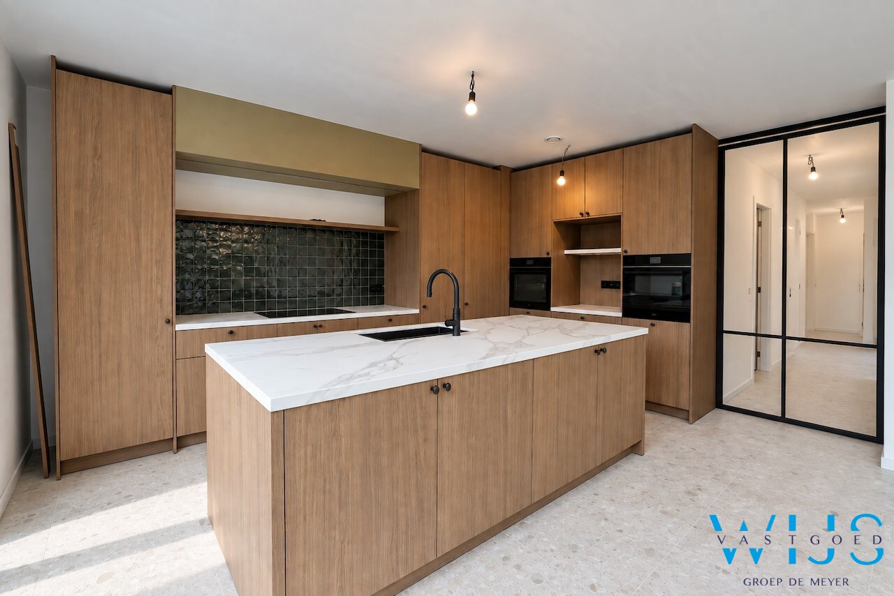 High-end gelijkvloers appartement met tuin te Lembeke ! 