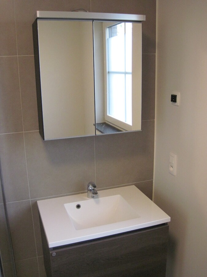 Hedendaags 2-slpk-appartement met groot terras 