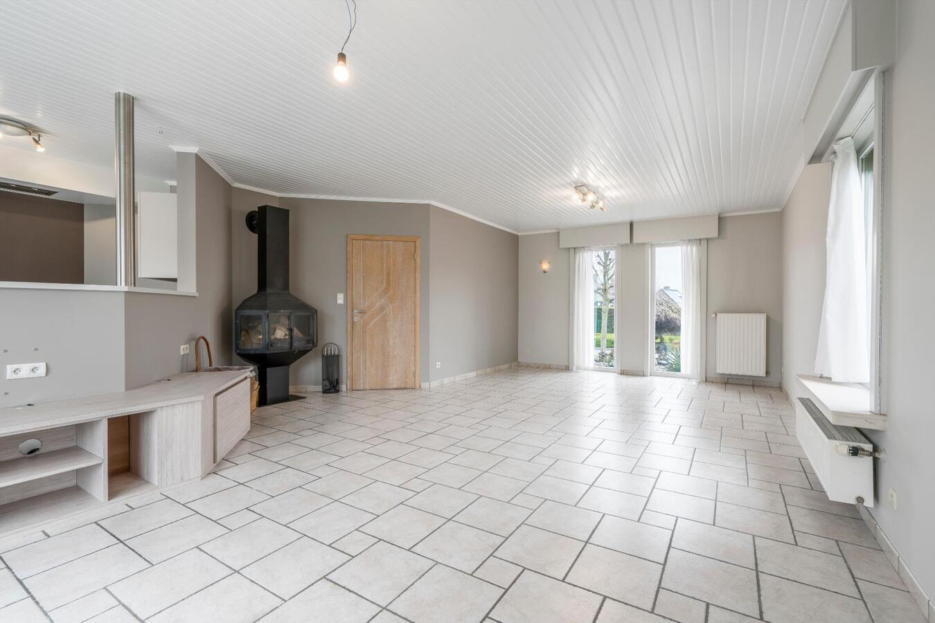 Gunstig gelegen, alleenstaande woning op een boogscheut van de Markt van Houthulst 