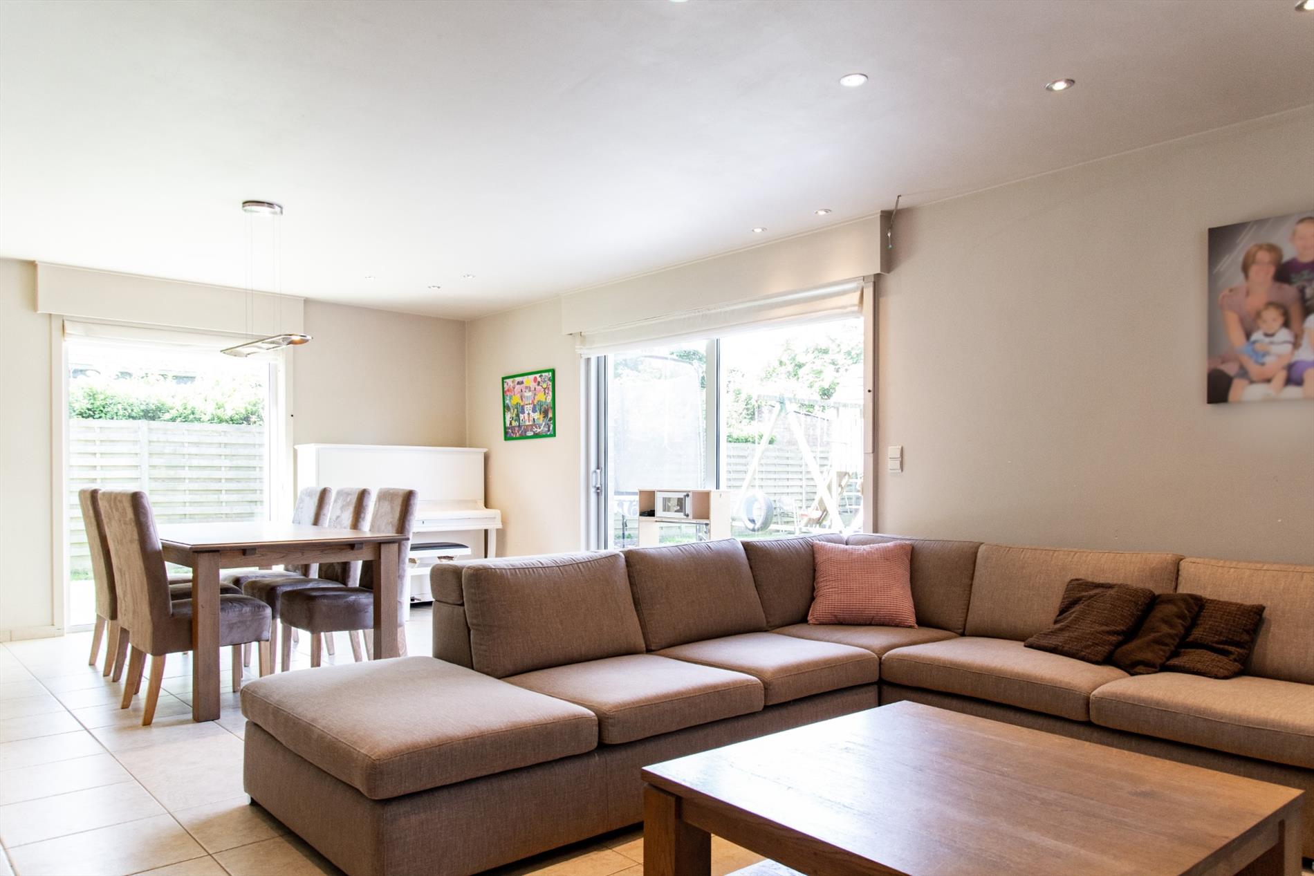 Energiezuinige woning met 5 slpks (mogelijkheid 6) rustig gelegen te Maldegem Kleit 