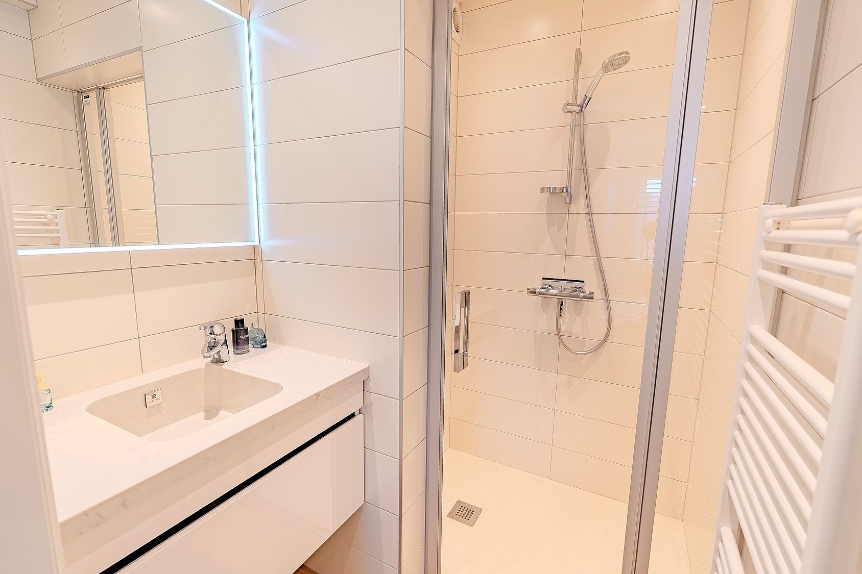 Ruim en volledig instapklaar appartement met 2 slaapkamers op de Lippenslaan 