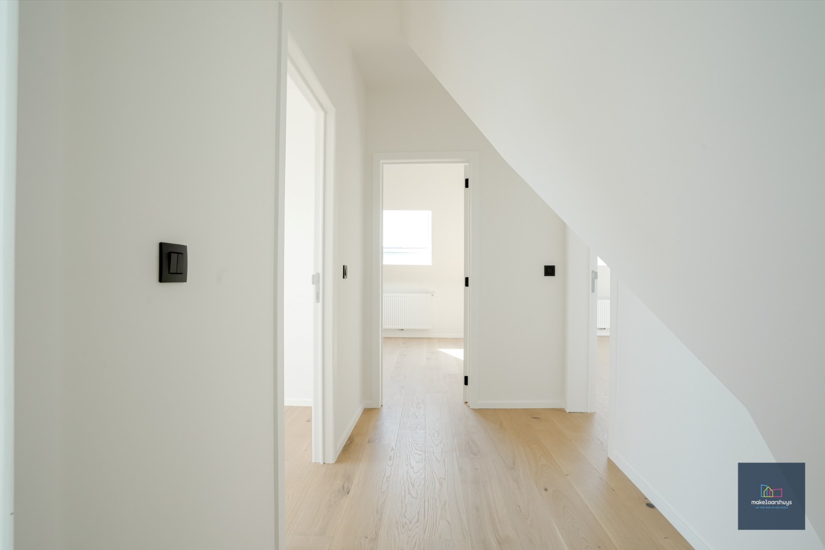 Stijlvol gerenoveerd duplex 3 slaapkamerappartement  met terras 