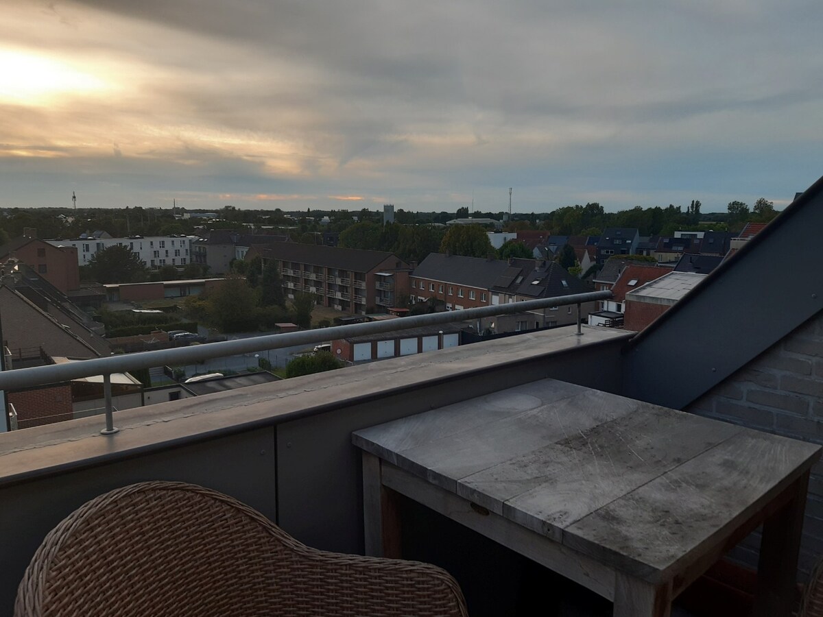 Ruim, eigentijds duplex-appartement 