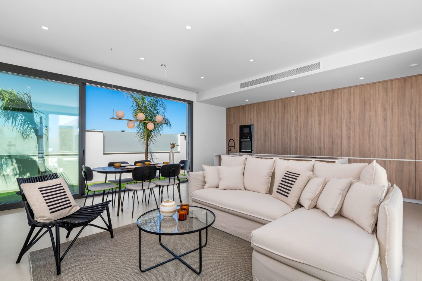 Nieuwbouw villa met 3 slaapkamers en privé zwembad  - Los Alcazares 