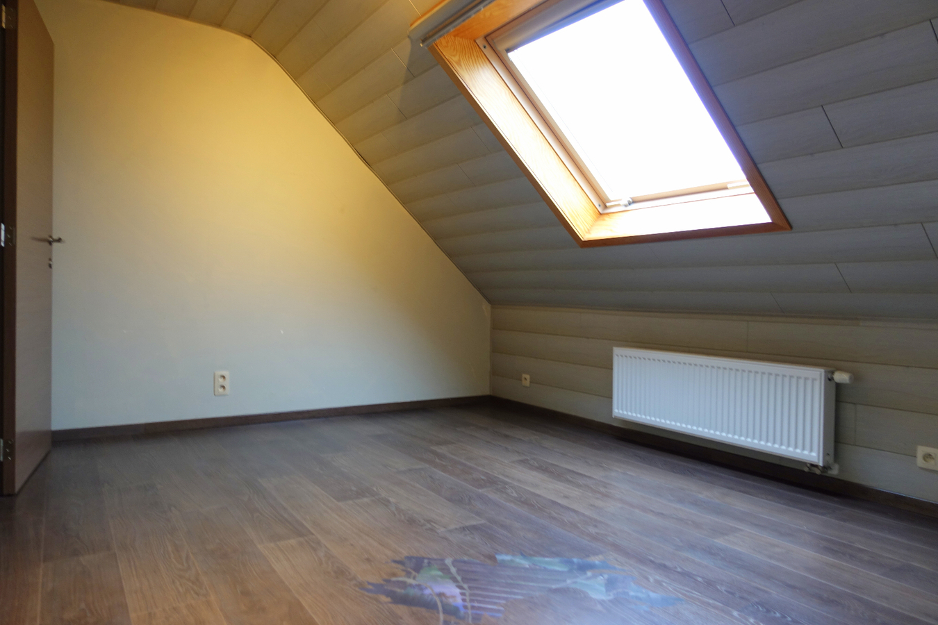 Vernieuwde woning aan het water 