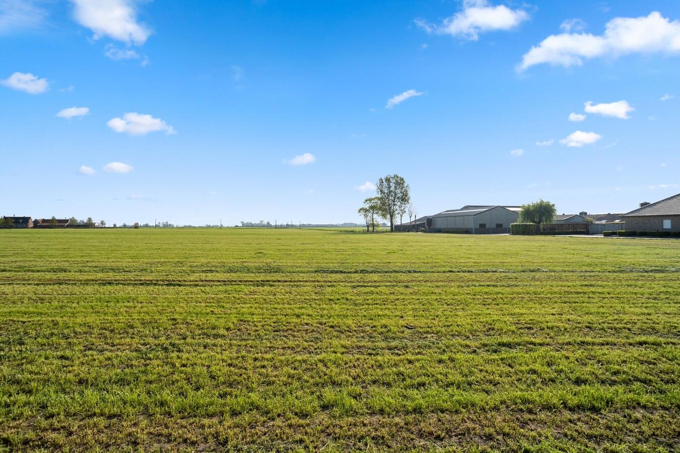 Recent gerenoveerde woning op 668m² 