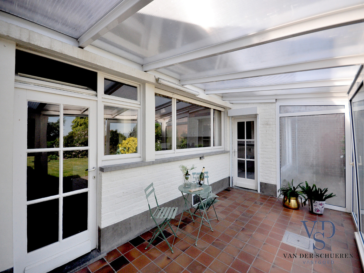 Zeer ruime herenwoning in centrum Gavere ! 