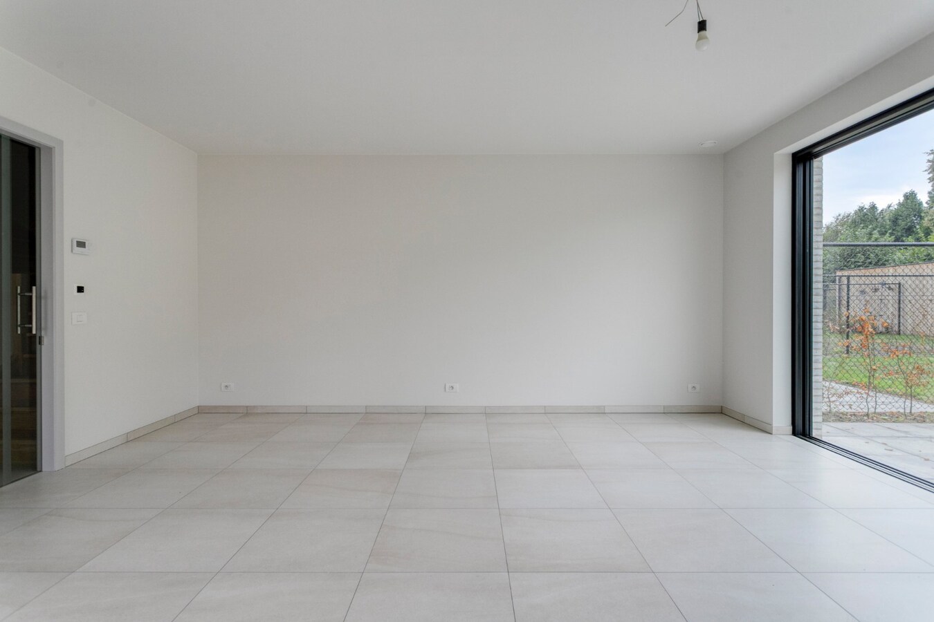 Te huur: ruime nieuwbouwwoning met 3 slaapkamers nabij het centrum van Oudenaarde 