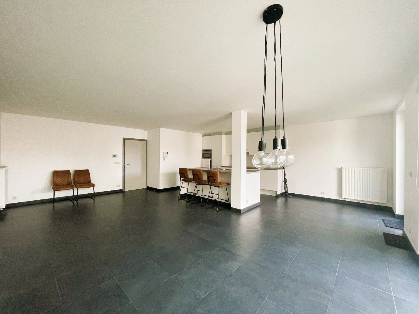 Gelijkvloers appartement met 2 slaapkamers en aangename tuin 