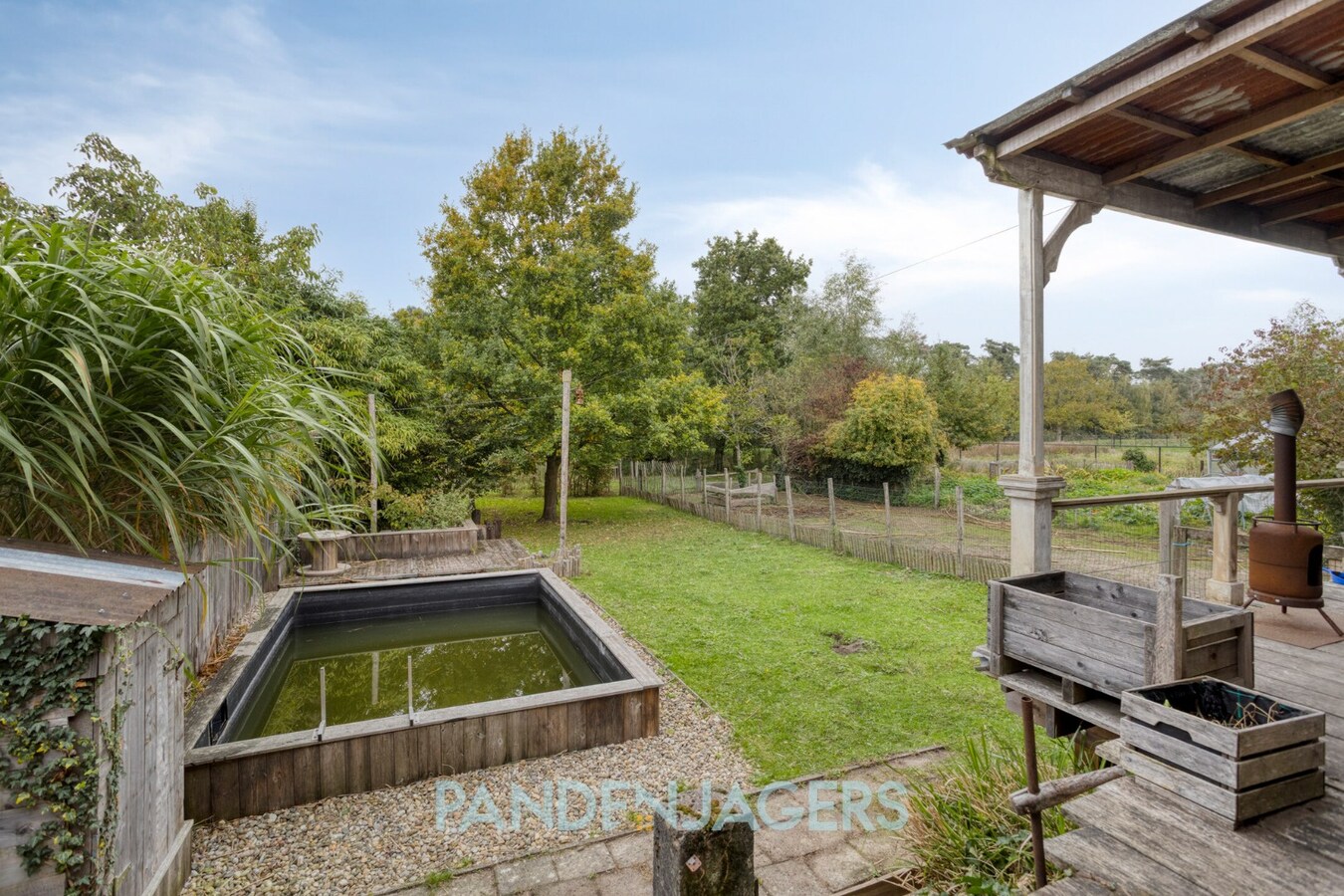 Gerenoveerde woning met uitzonderlijk groot magazijn op unieke locatie te Duffel 