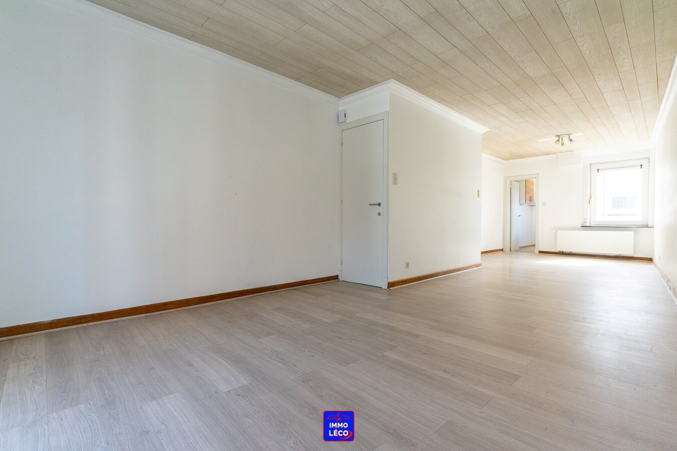 Appartement "DUPLEX" fraîchement rénové avec terrasse, LIBRE DE SUITE ! 