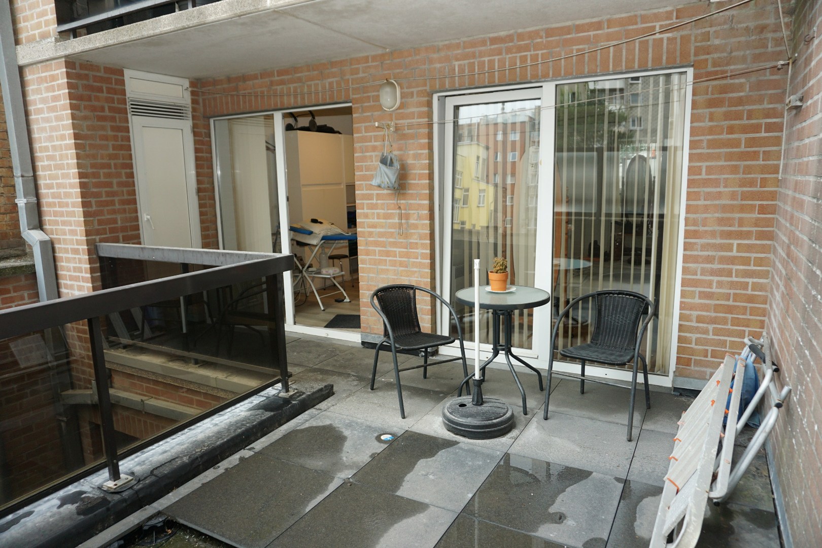 RUIM APPARTEMENT MET ZONNIGE TERRASSEN OP TOPLIGGING 
