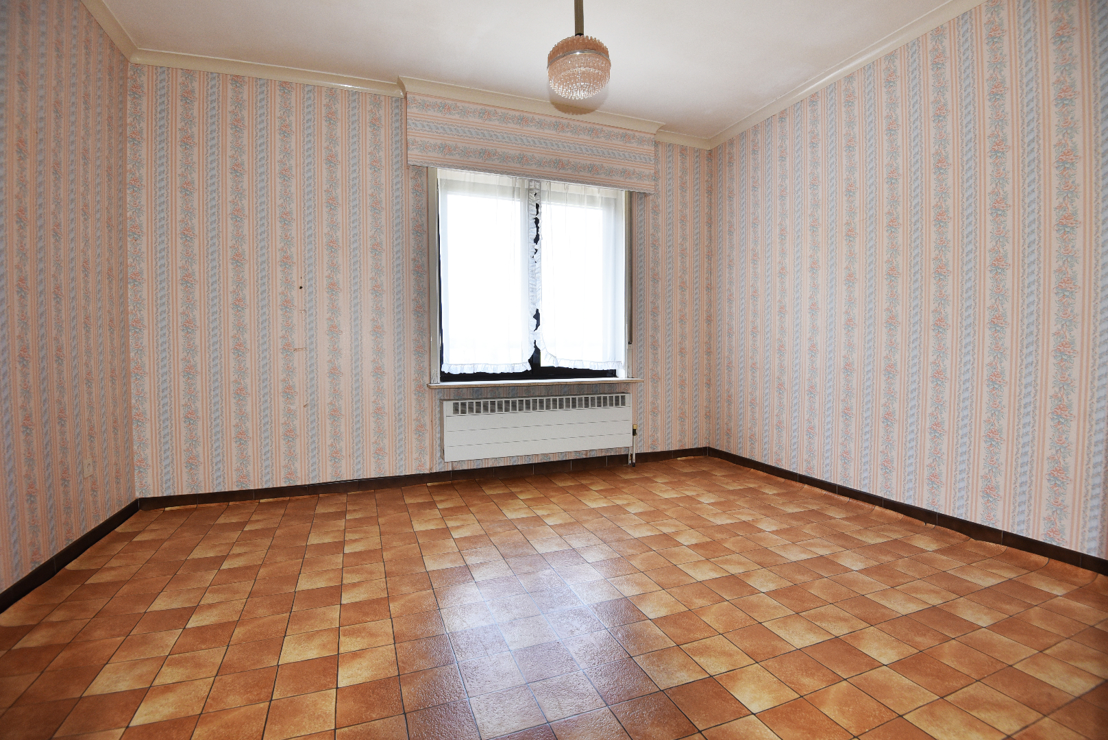 Te renoveren woning op 1.057m²  te Maldegem 