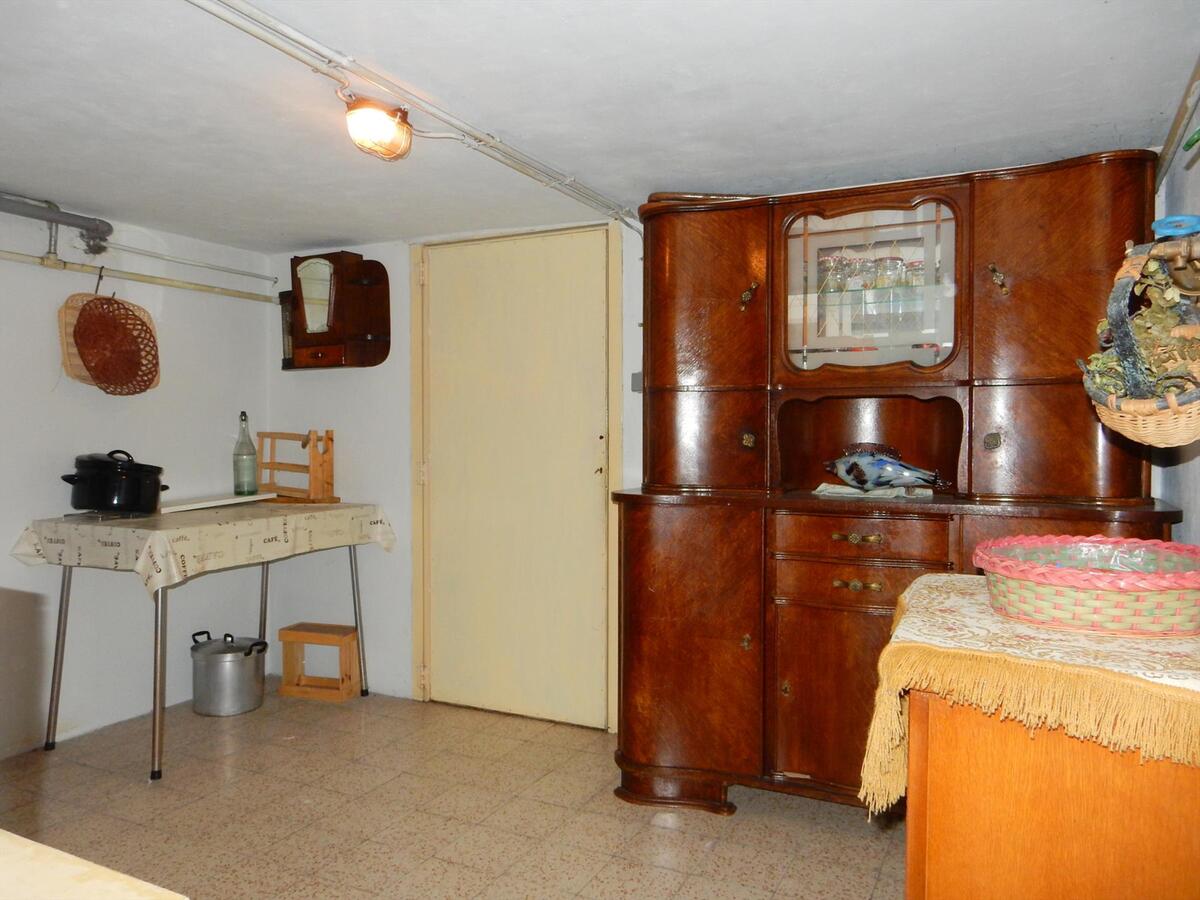 Ruime bungalow met grote zonnige tuin 