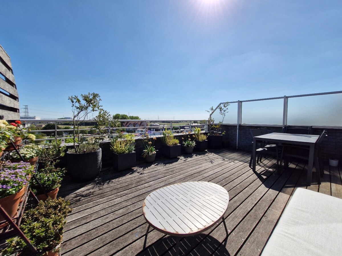 Lichtrijk appartement met groot zonneterras te Zeebrugge – op wandelafstand van de zeedijk 