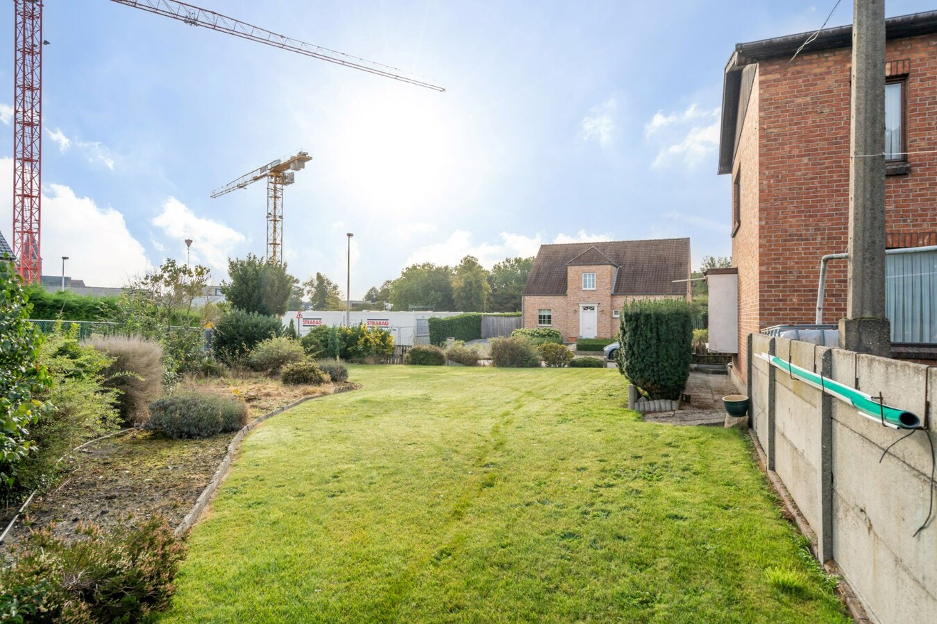 Te renoveren woning op ideale locatie 