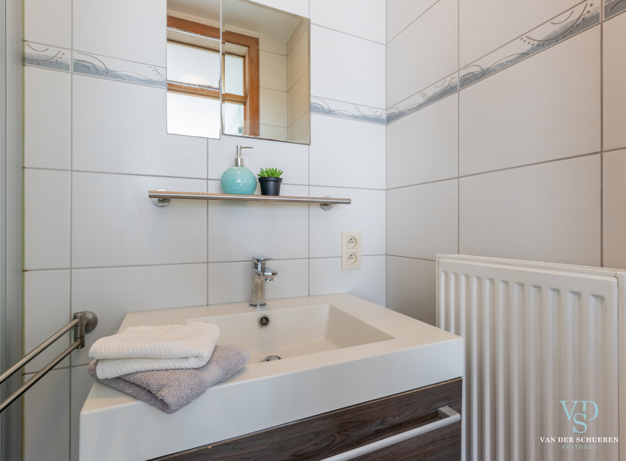 2 slaapkamer-appartement met terras én garage ! 