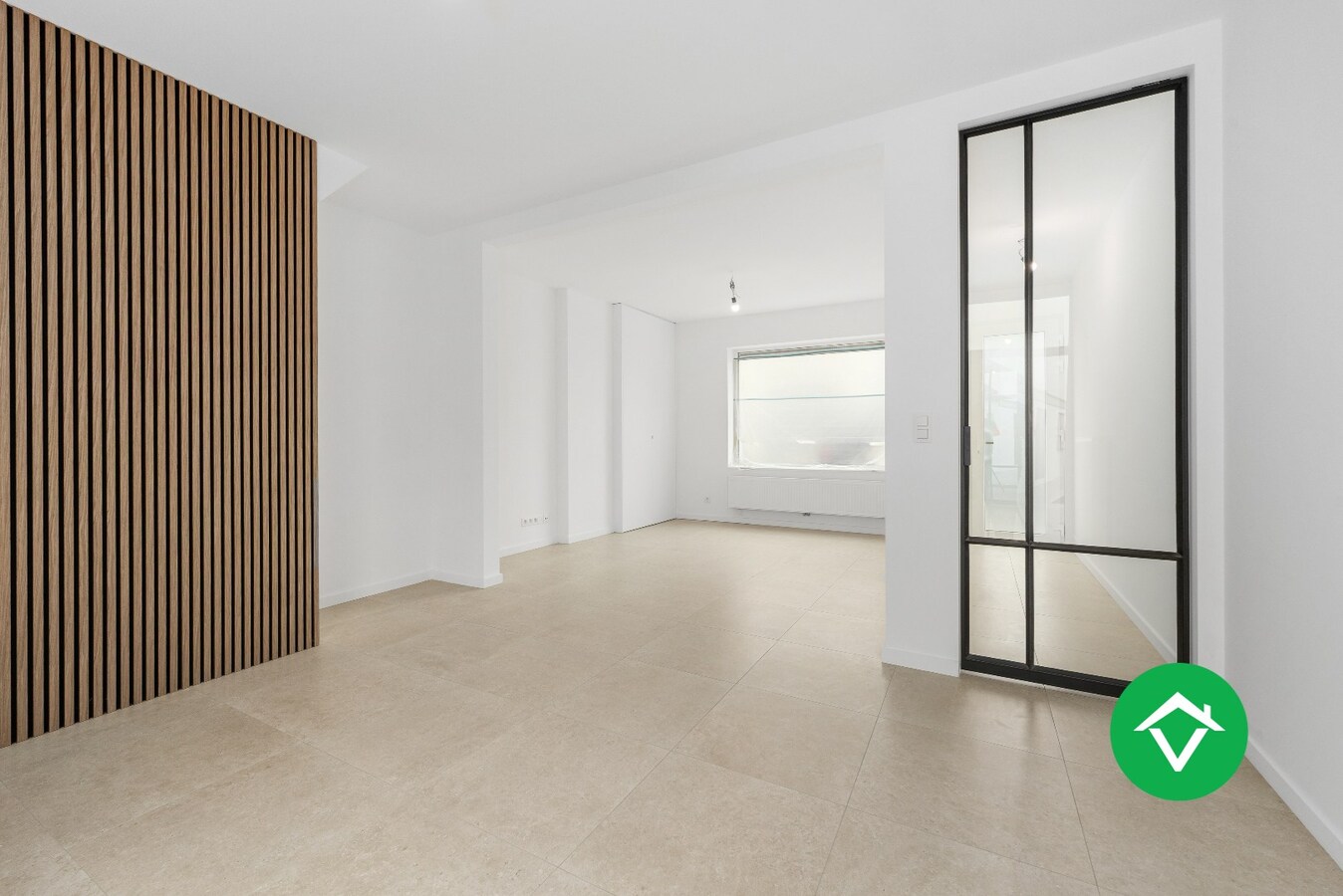 Volledig gerenoveerde woning (EPB B) met garage op topligging te Eernegem 