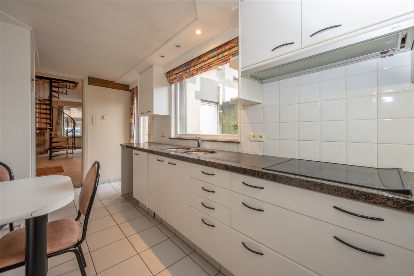 Te renoveren gezinswoning vlakbij het strand - Heist 