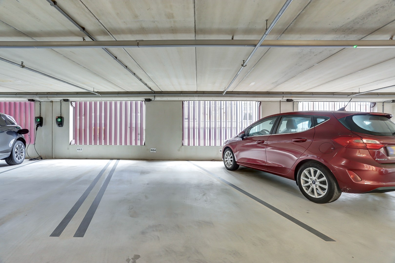 Ultiem luxe wonen in de iconische The CoolTower met spectaculair uitzicht, royaal terras (34 m²) en moderne afwerking in het bruisende hart van Rotterdam! 